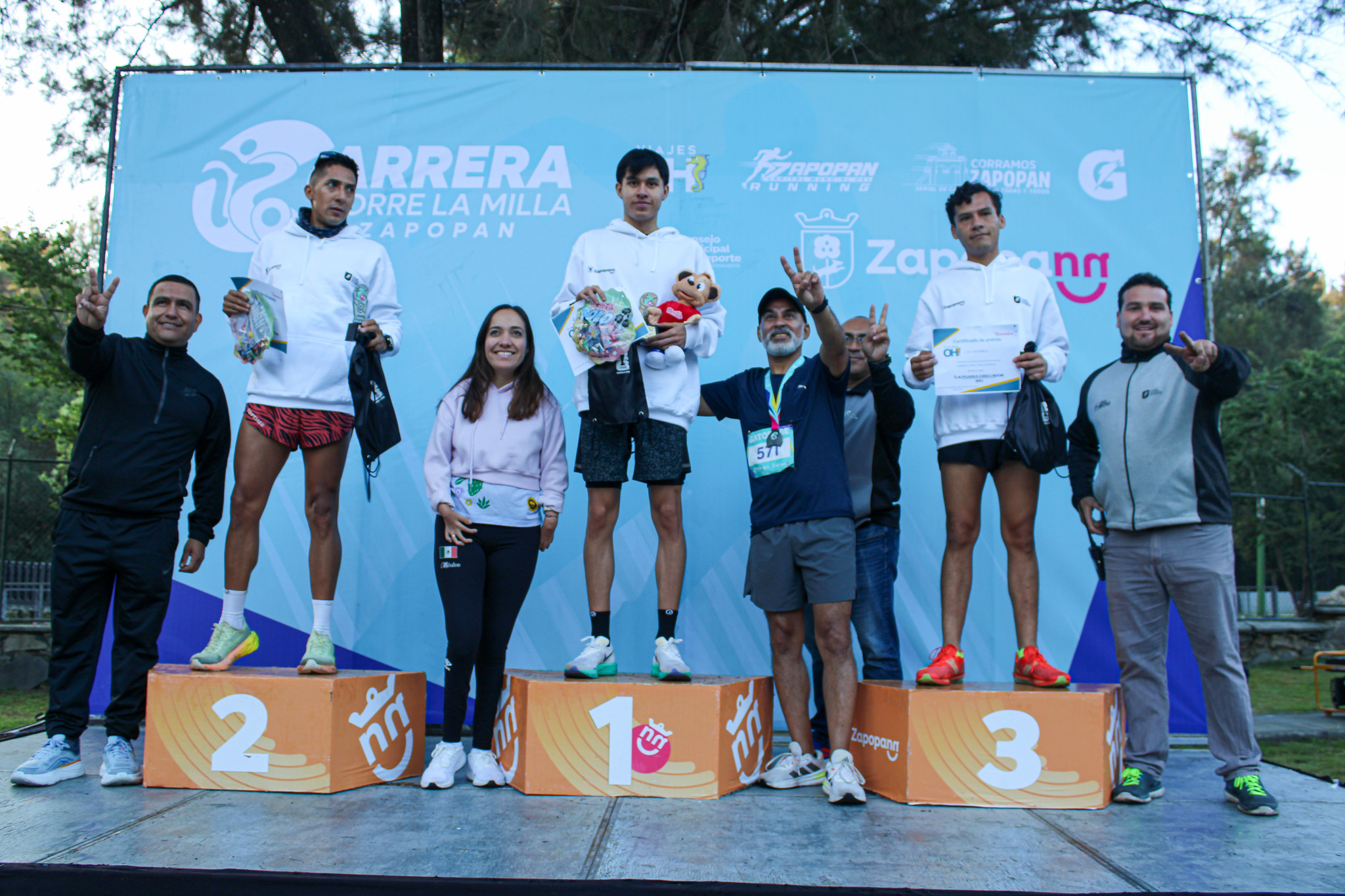 54880128832_190ced92af_k